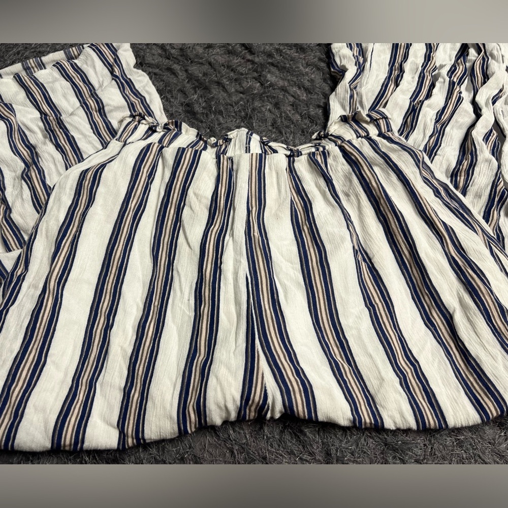 Simplee Apparel Striped Linded Pants with Large Slits on the Pantlegs! - Picture 6 of 16